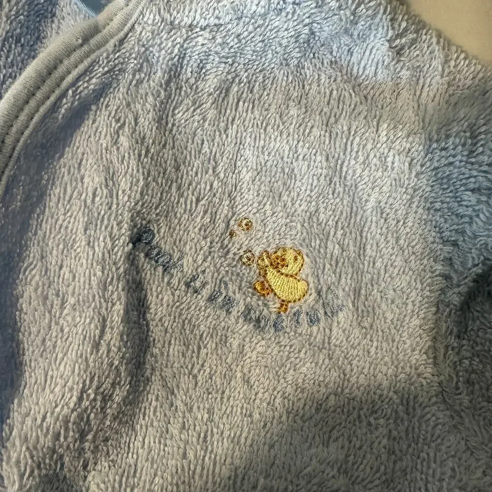 Disney Winnie The Pooh Bear Rub A Dub Terry Cloth Hooded Bat Robe One Size